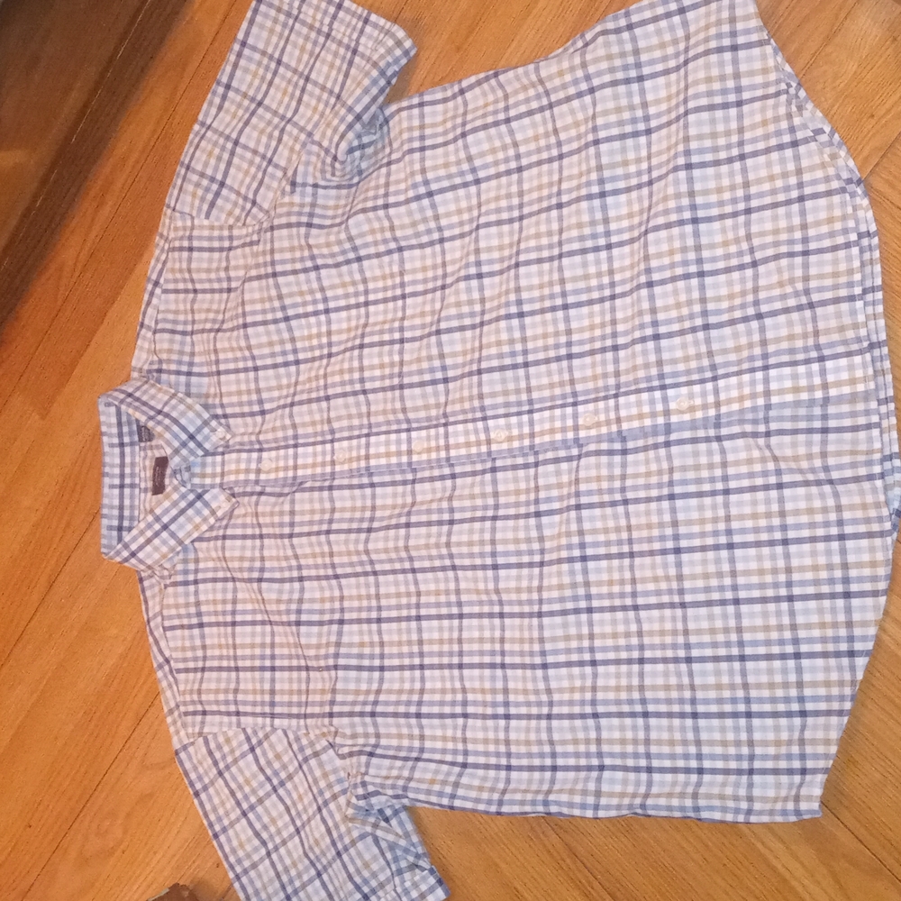 Men's XXL Arrow.Plaid Casual Button down shirt.